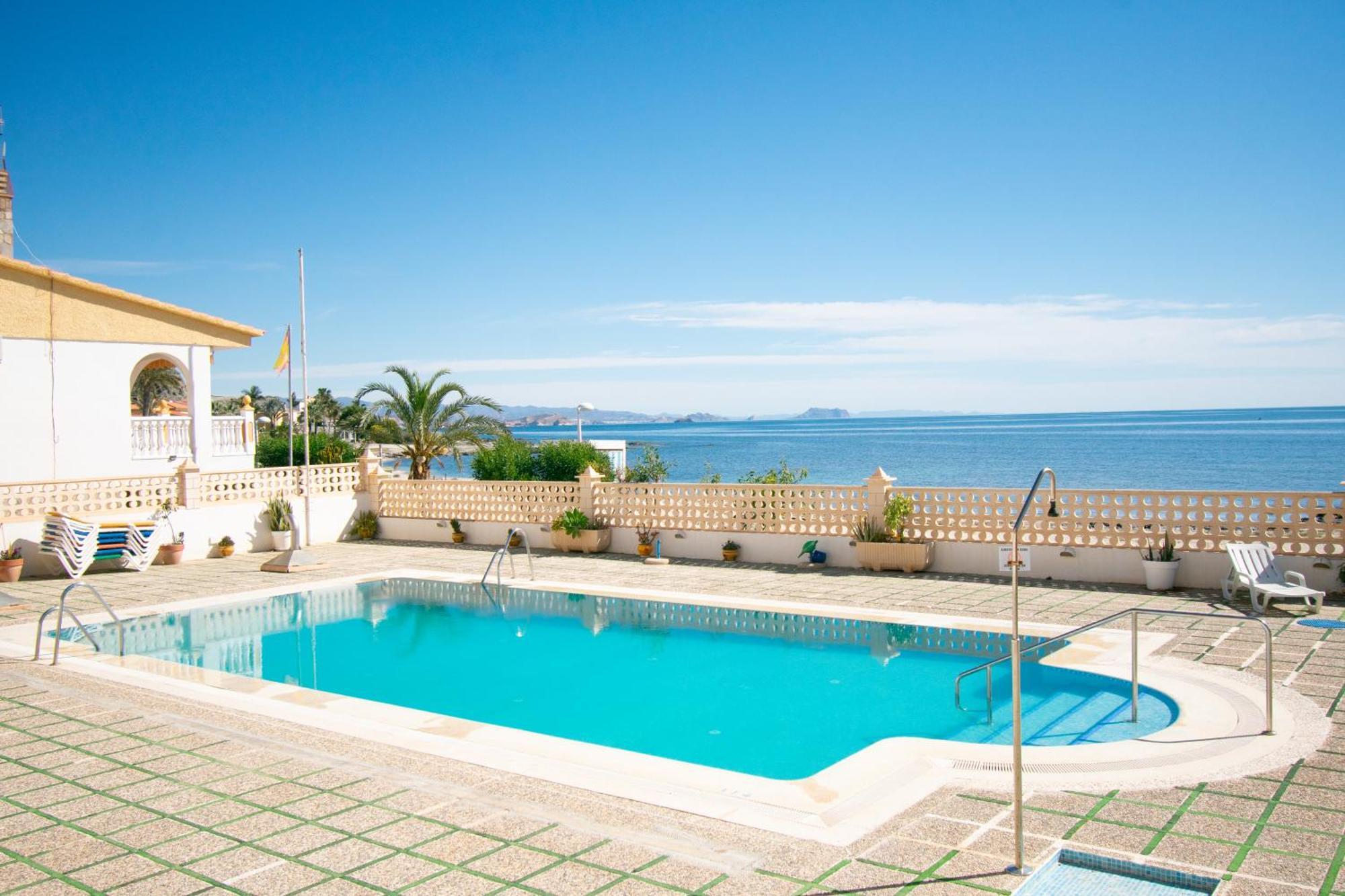 Apartamentos El Calon Playa Куевас-дель-Альмансора Екстер'єр фото